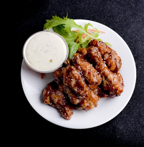 6 pics Chicken Wings