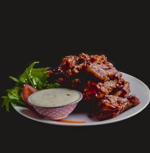 6 pics Chicken Wings